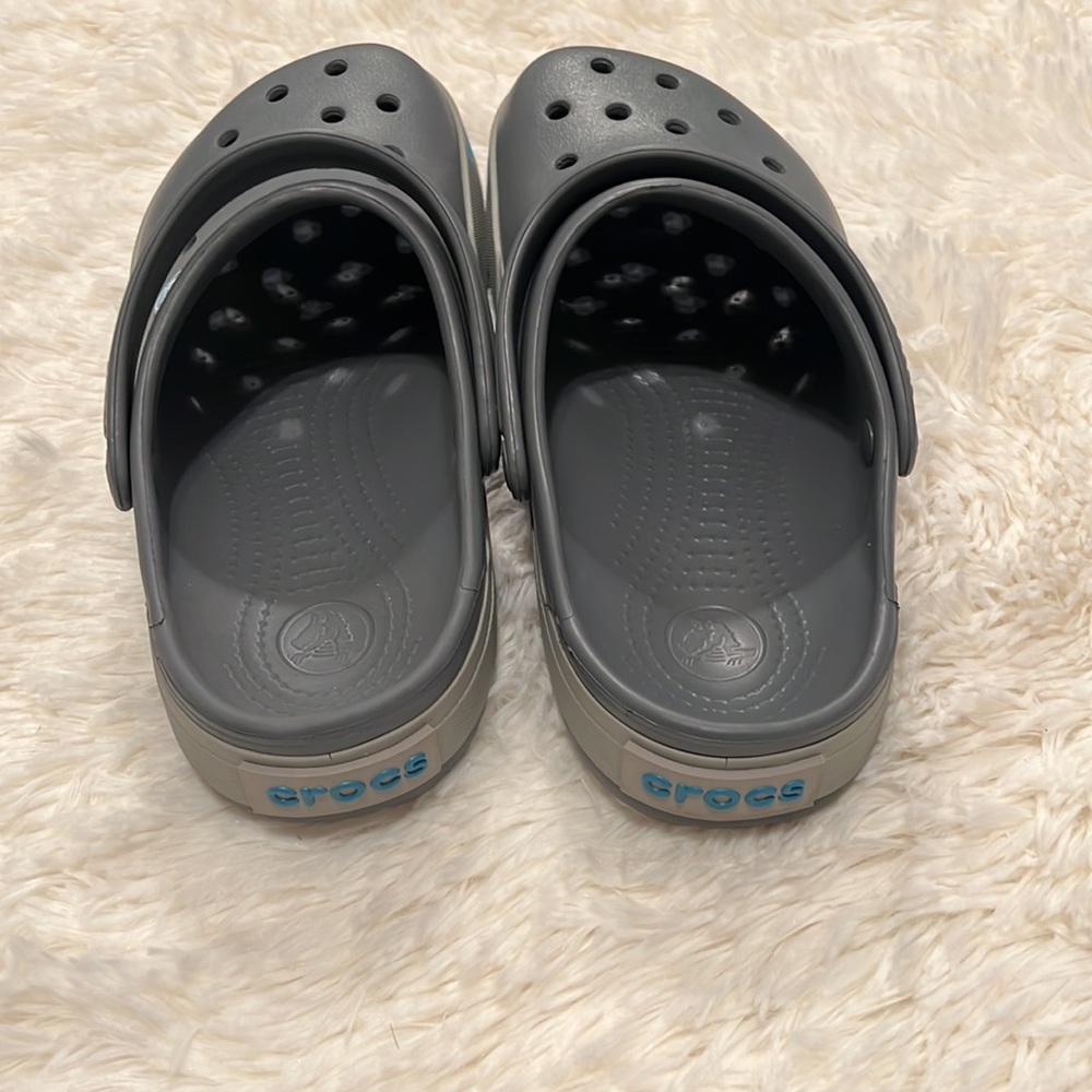 Crocs - Picture 2 of 4